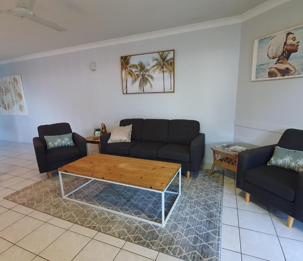 Villa Venezia Apt 3 - Spacious Hervey Bay Beachfront Apartment 외부 사진