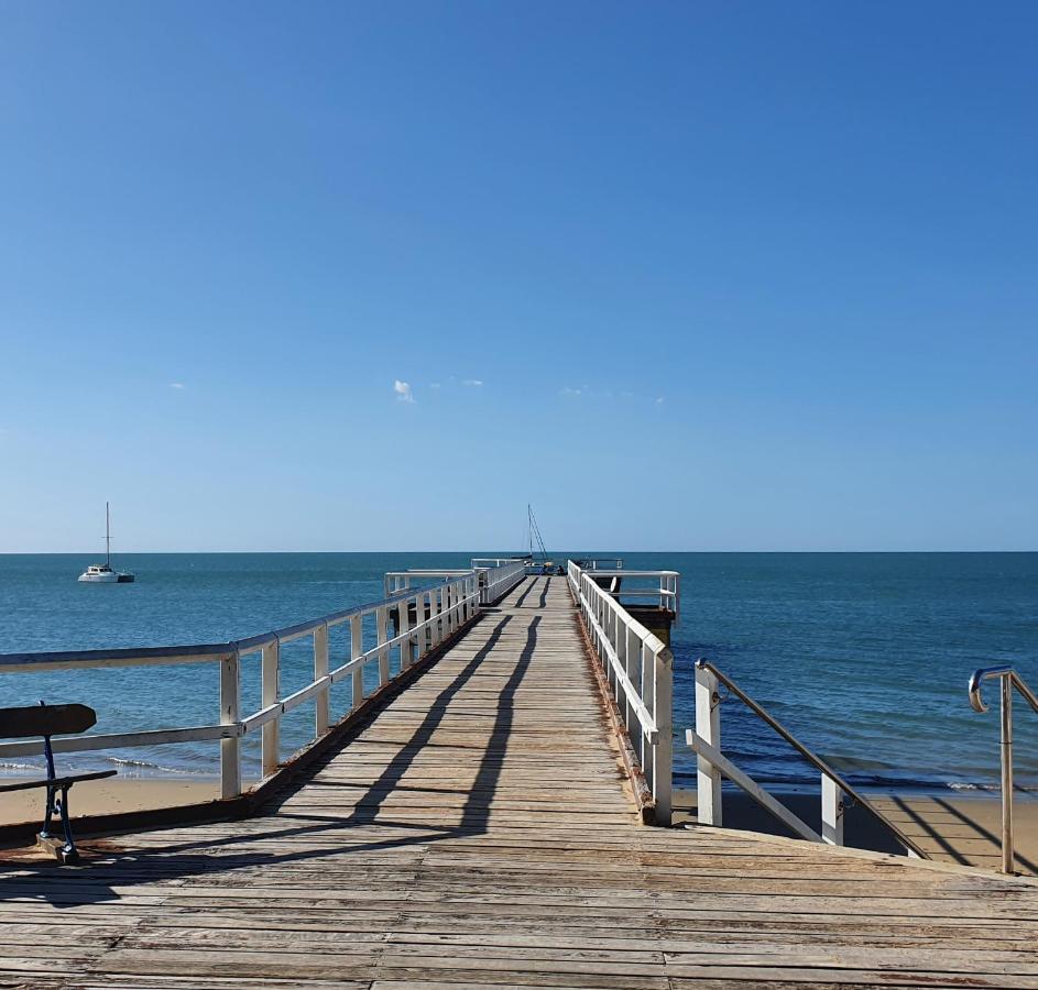 Villa Venezia Apt 3 - Spacious Hervey Bay Beachfront Apartment 외부 사진