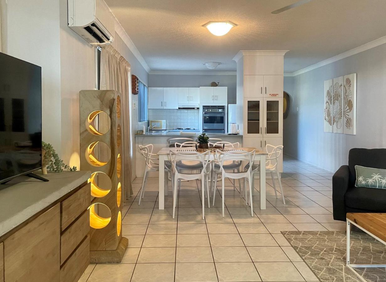 Villa Venezia Apt 3 - Spacious Hervey Bay Beachfront Apartment 외부 사진