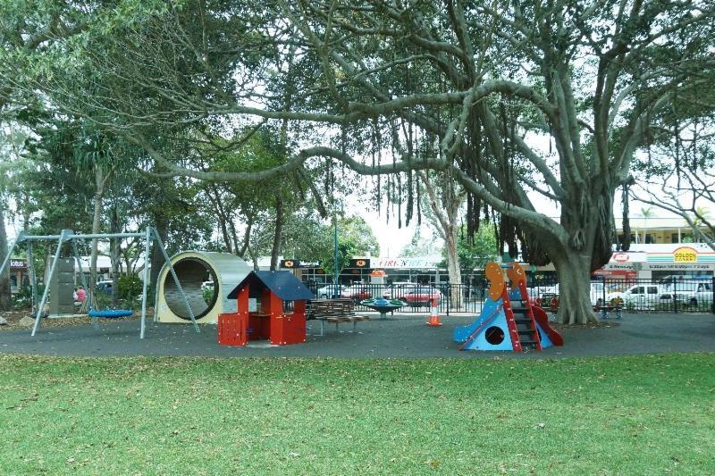Villa Venezia Apt 3 - Spacious Hervey Bay Beachfront Apartment 외부 사진