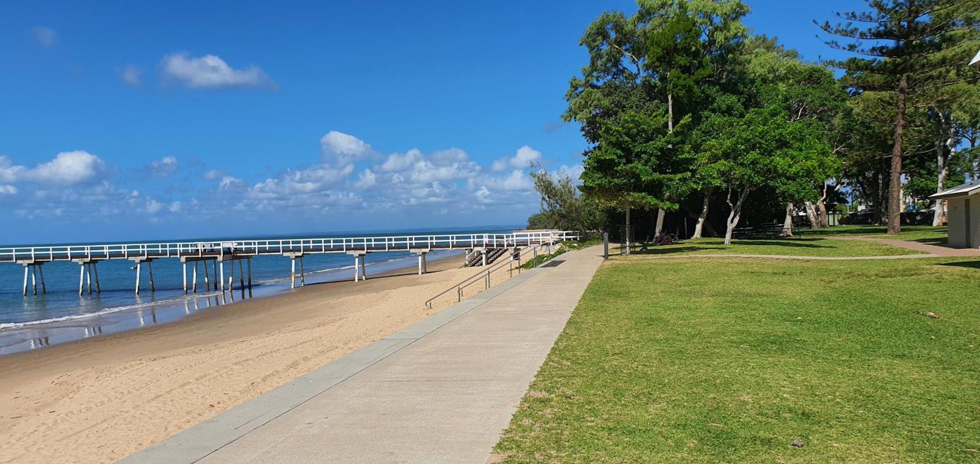 Villa Venezia Apt 3 - Spacious Hervey Bay Beachfront Apartment 외부 사진